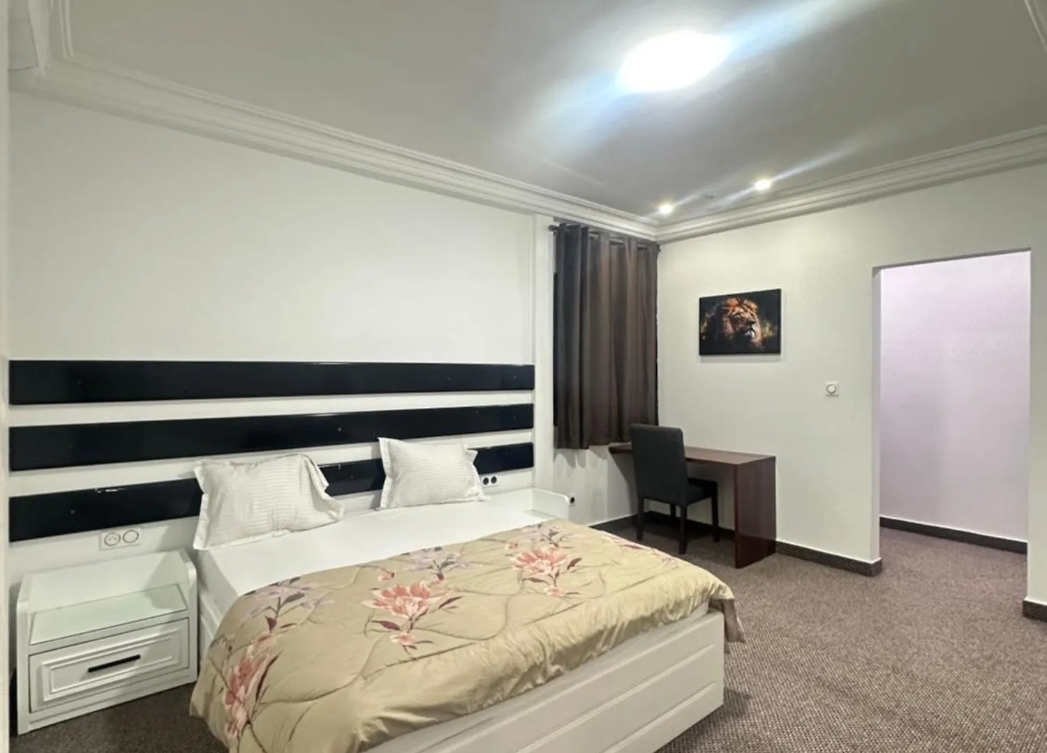 Home Mome 1 Dakar Senegal